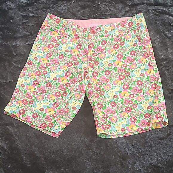 Lilly Pulitzer Pink And Green Floral Shorts - Picture 2 of 6